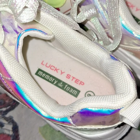 NWT SIZE 9 LUCKY STEP HOLOGRAM MEMORY FOAM PLATFORM SNEAKERS - Picture 5 of 9